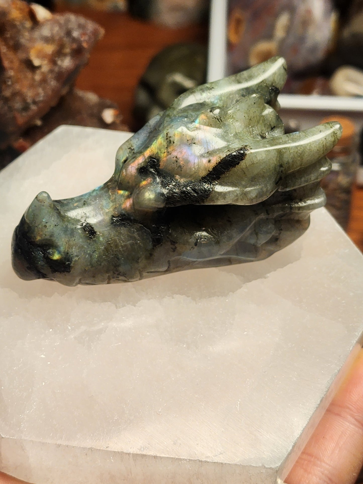 Super flashy labradorite dragonhead