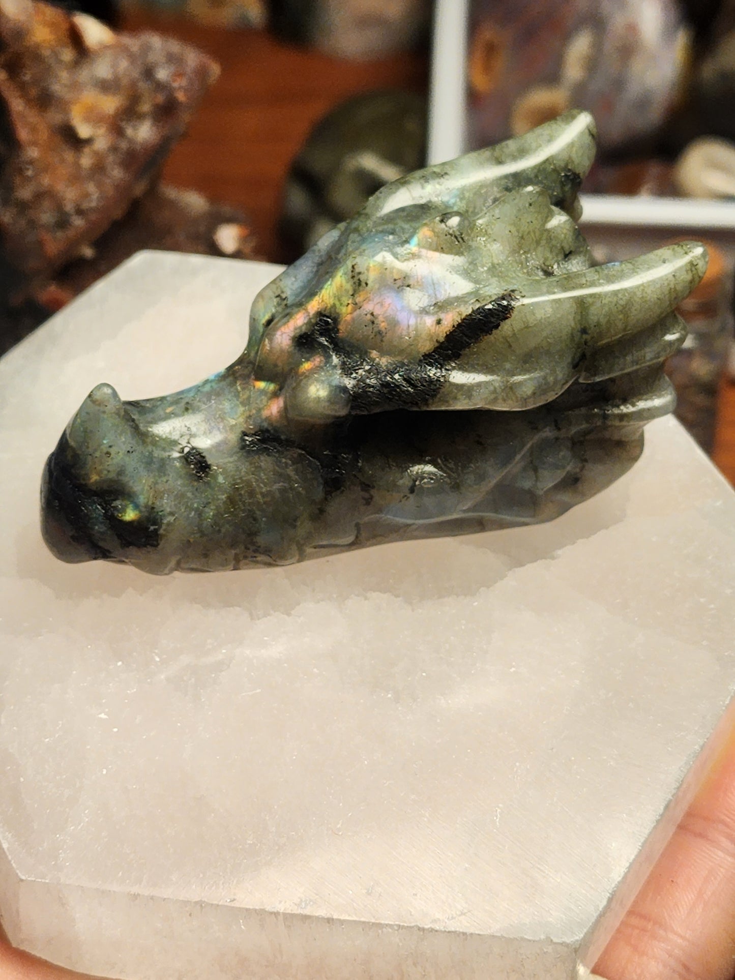 Super flashy labradorite dragonhead