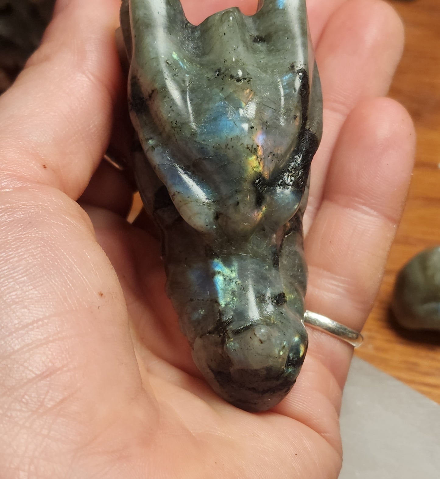 Super flashy labradorite dragonhead