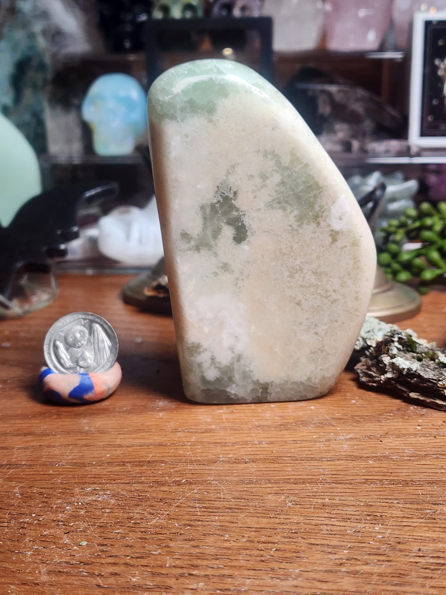 Gemmy Pistachio Calcite Freeform