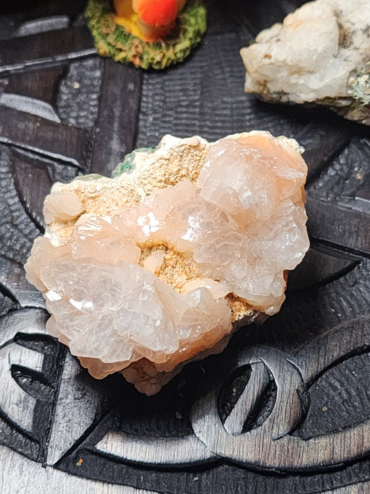 Heulandite & Peach Stillbite Cluster