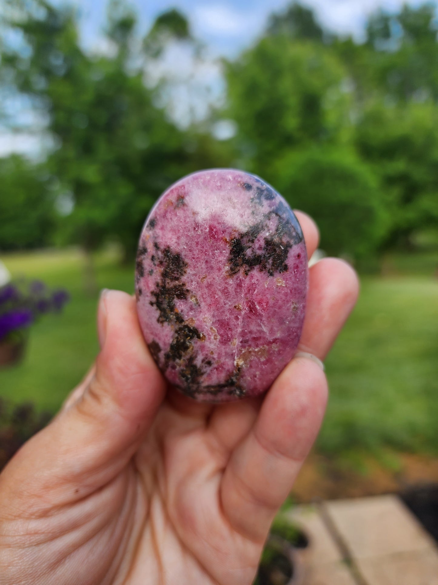 Rhodonite Palmstone HQ