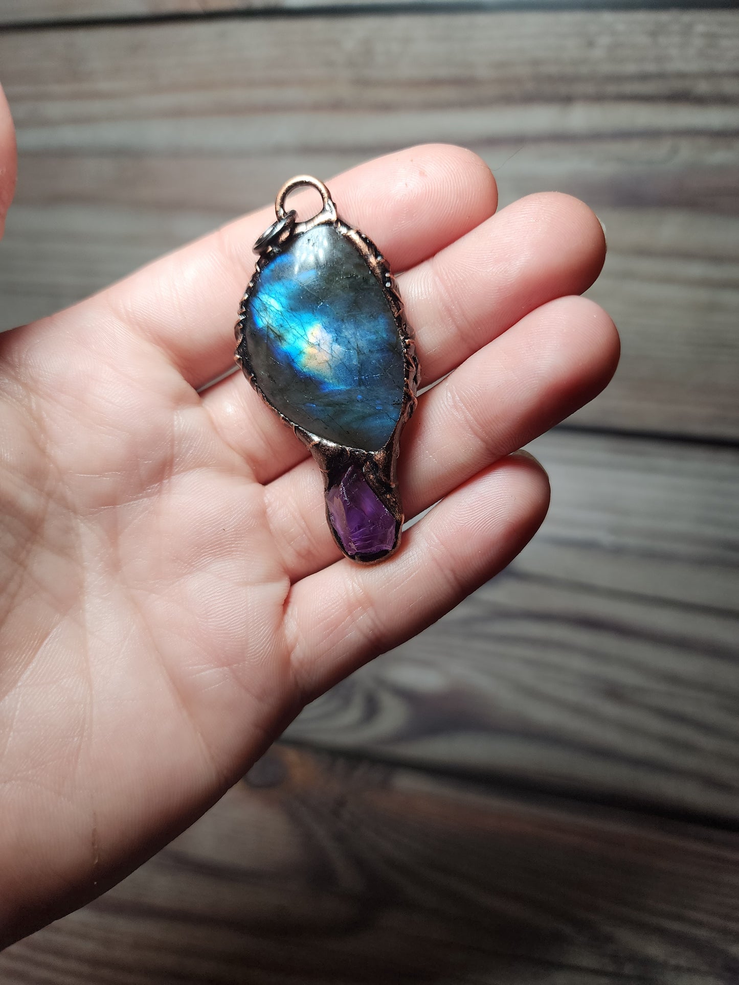 Flashy Labradorite & Amethyst Pendant