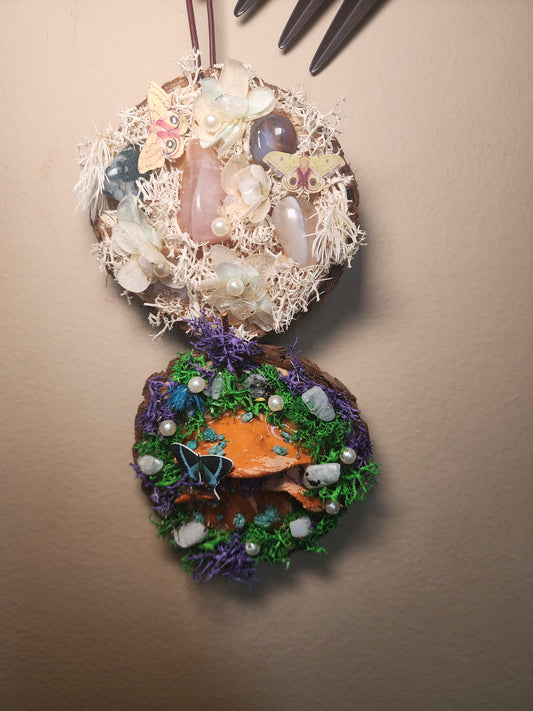 Double Mossy Wall Hanging