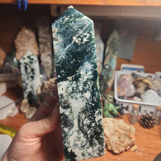 Huge Moss agate tower!