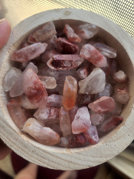 Hematite in quartz mini points