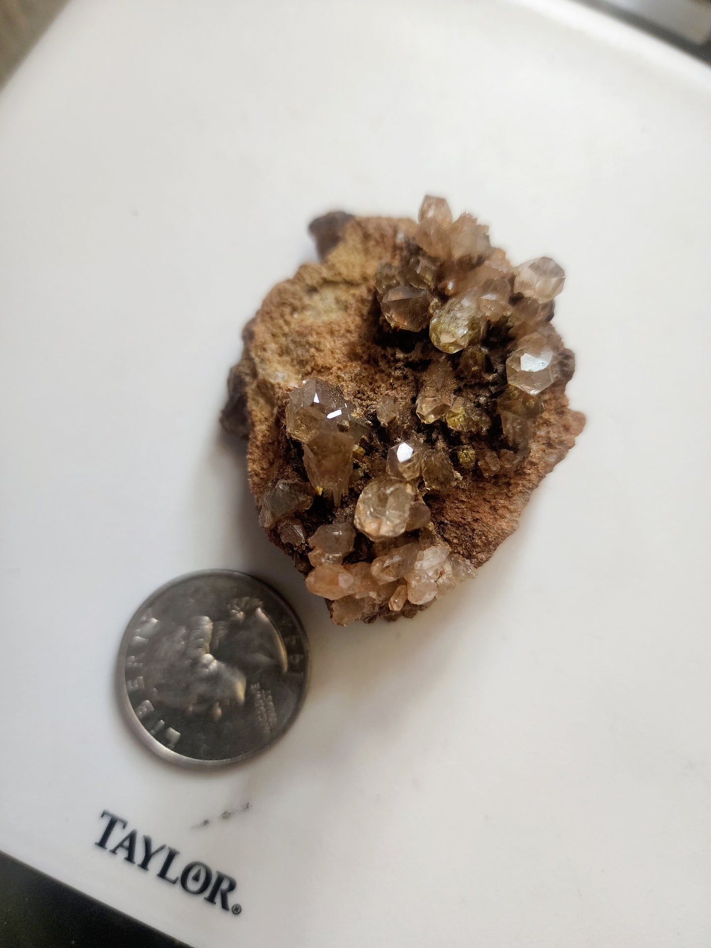 Quartz with hematite cluster 5