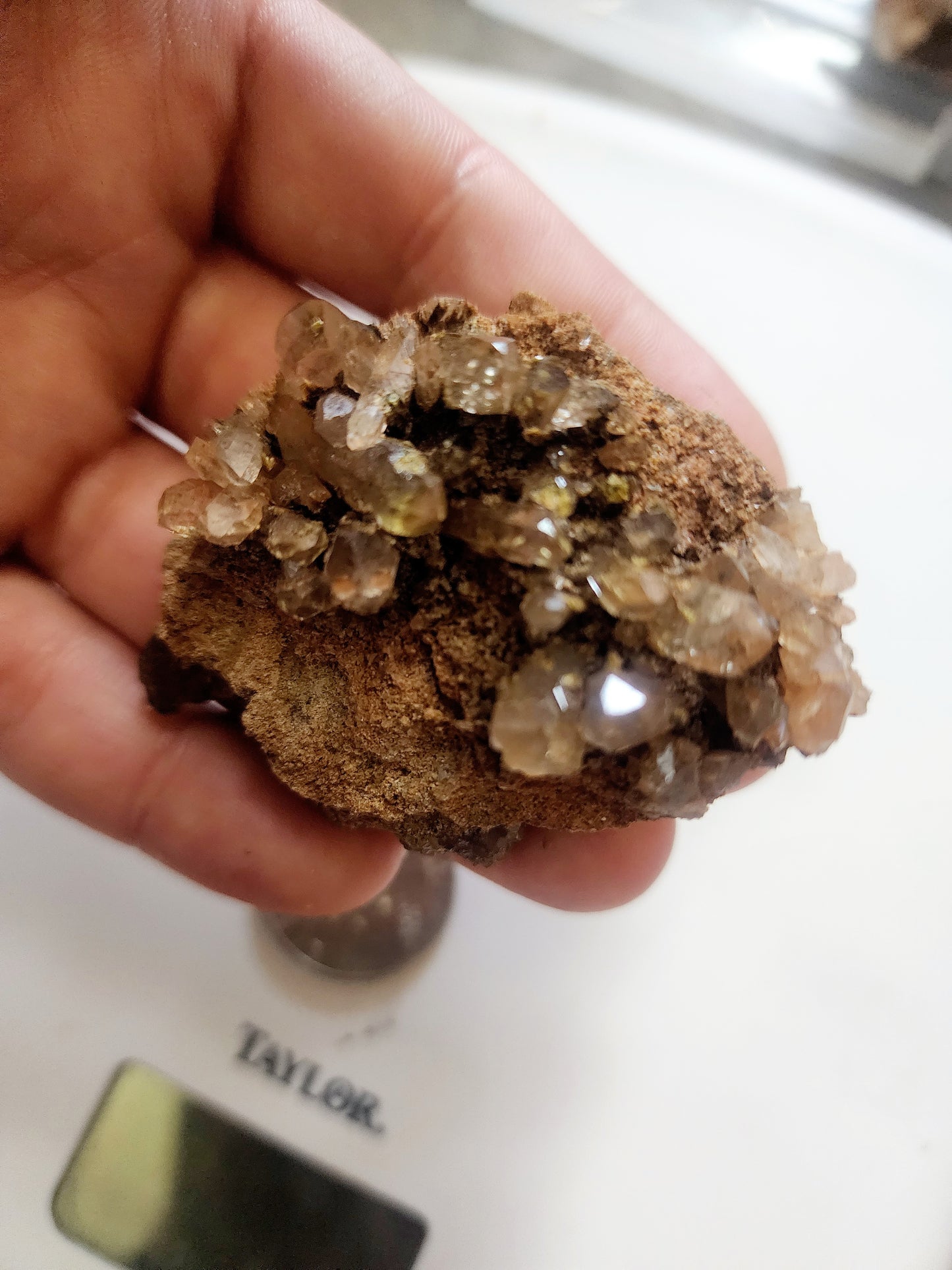 Quartz with hematite cluster 5