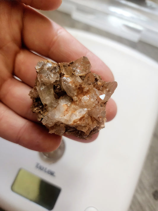 Quartz with hematite cluster 7