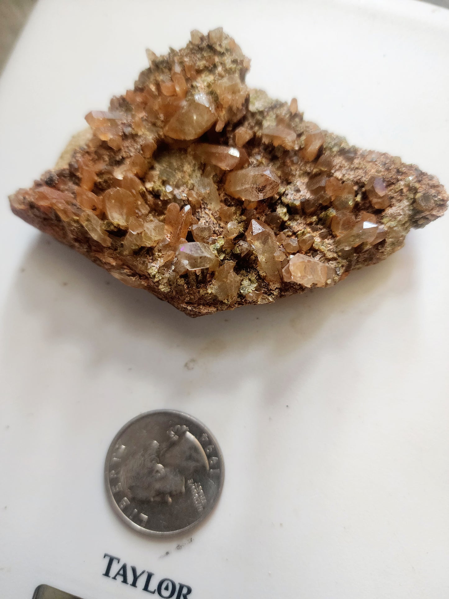 Quartz with hematite cluster 8