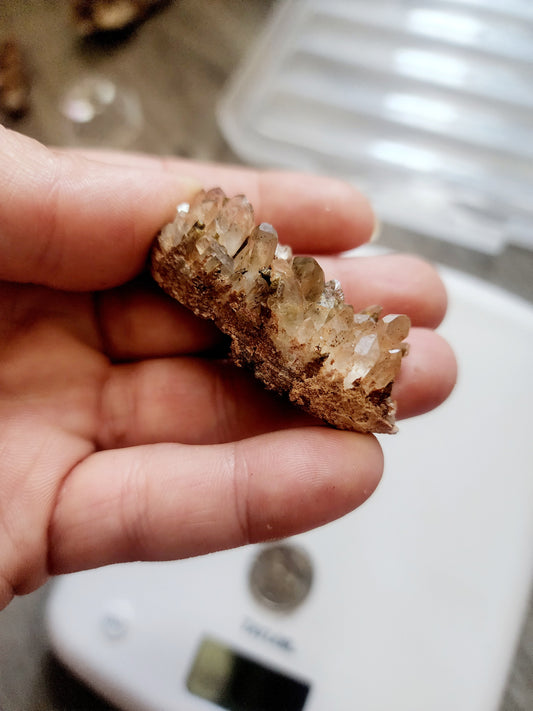 Quartz with hematite cluster 11