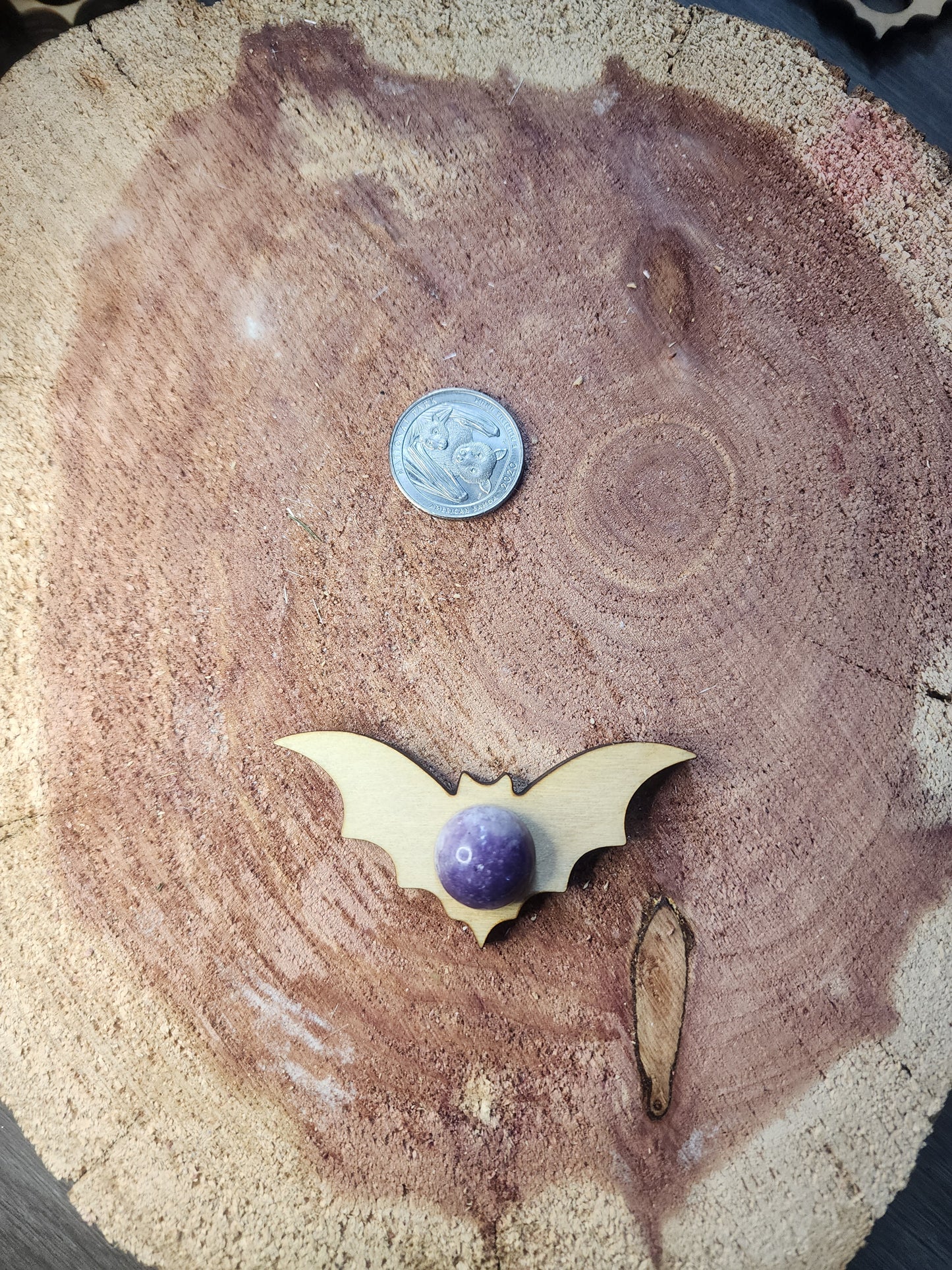 Bat sphere holder 🦇