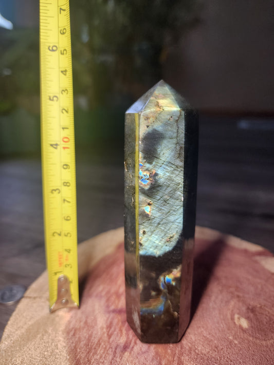 Flashy shimmery labradorite tower!!