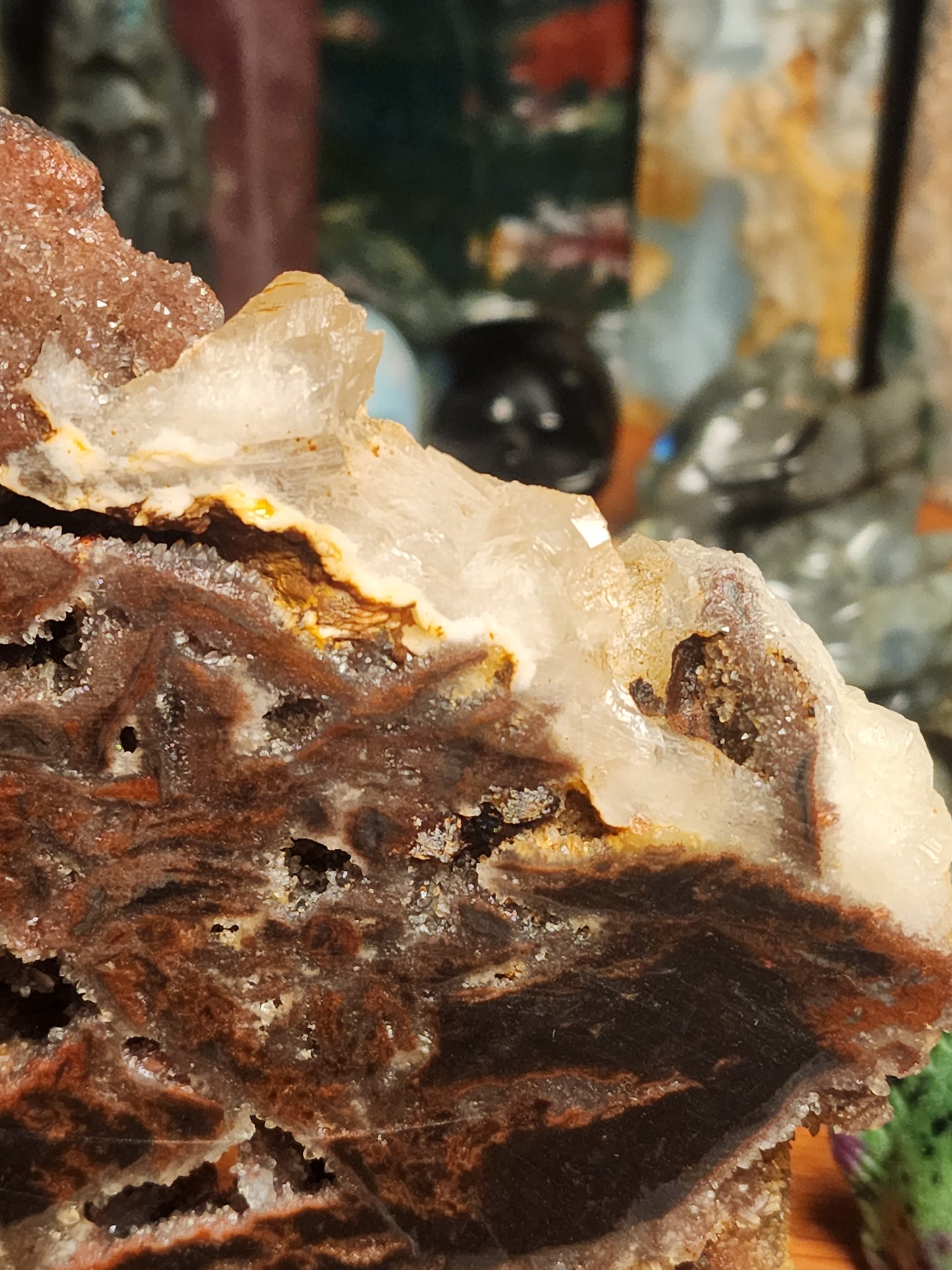 DRUZY sphalerite slab with apophylite inclusions