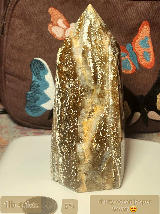 Ocean Jasper with quartz tower