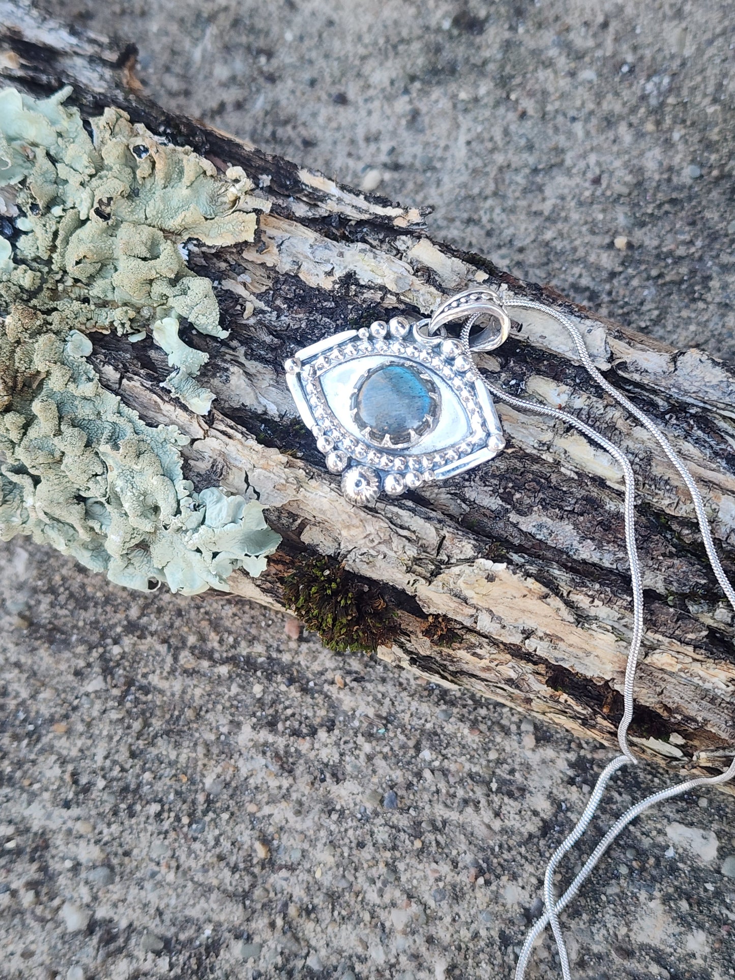 Sterling Silver Flashy Labradorite Evil Eye Necklace